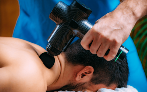 Massagepistole mit Wärmefunktion Test: Die 10 besten (Bestenliste)